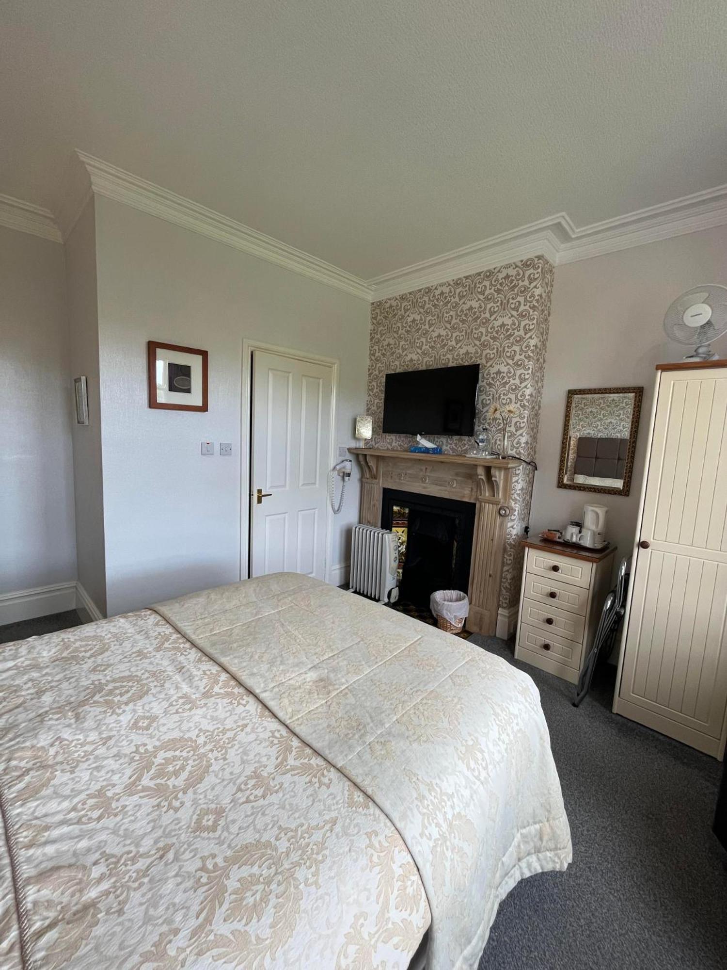 Bryn Derwen Guest House Conwy Phòng bức ảnh